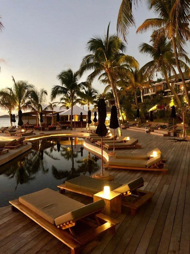 Viajes de lujo — hoteles y servicios de primer nivel