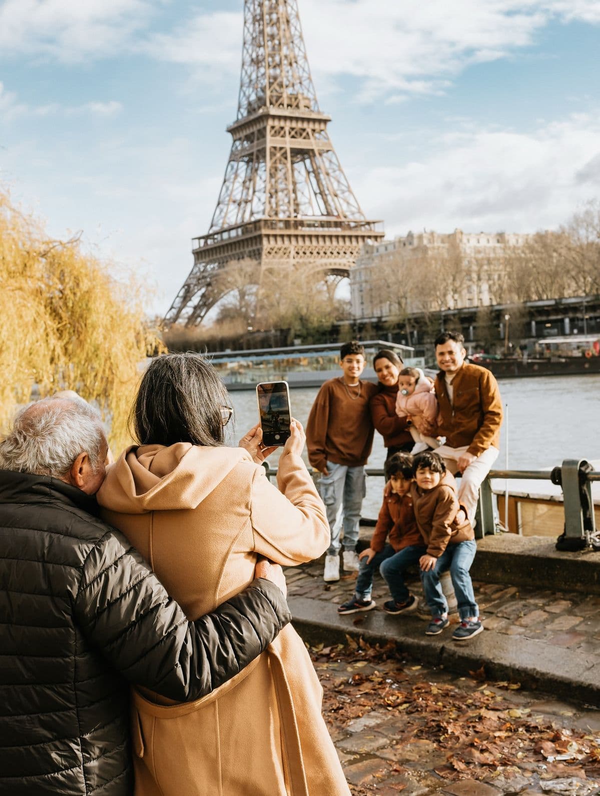 Viajeros de Viajes Sales viviendo una de sus historias